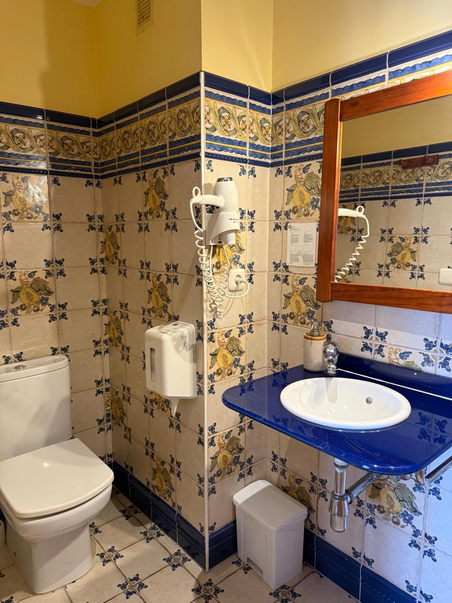 San Nikolas Sea Views Hotel